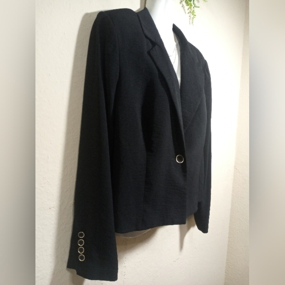 Vince Camuto Black Blazer Tailored Fit Professional Design - Picture 4 of 11